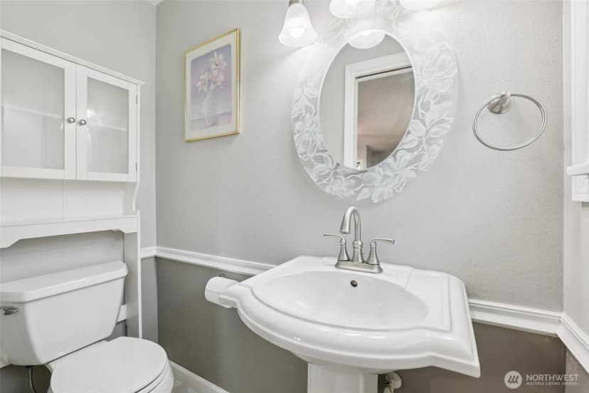 Property photo for 4913 S 161st Street, Tukwila photo 16