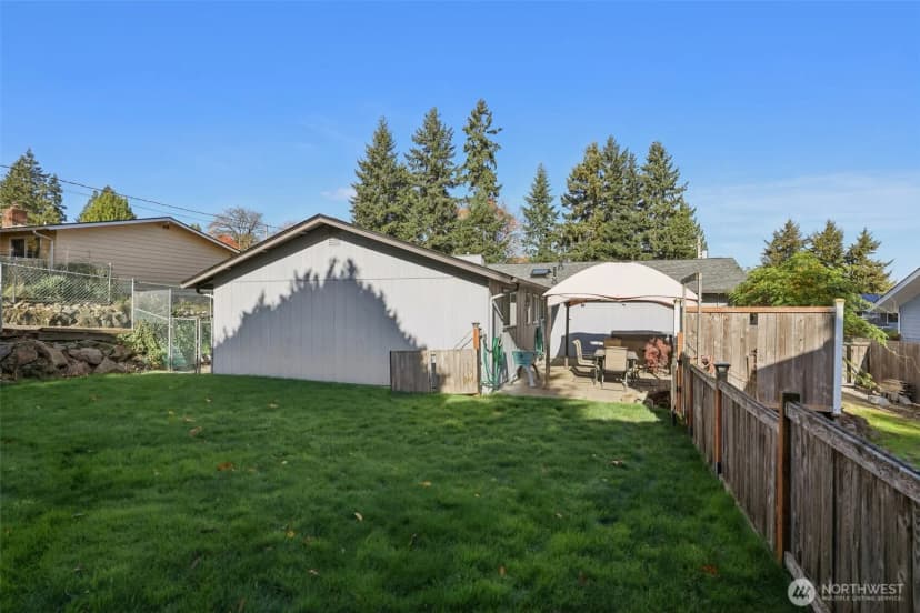 Property photo for 4913 S 161st Street, Tukwila photo 21