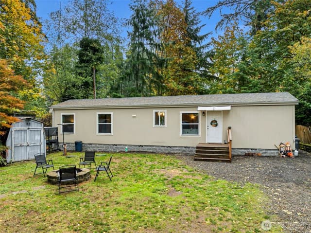 Property photo for 220 E Mclane Drive, Shelton
