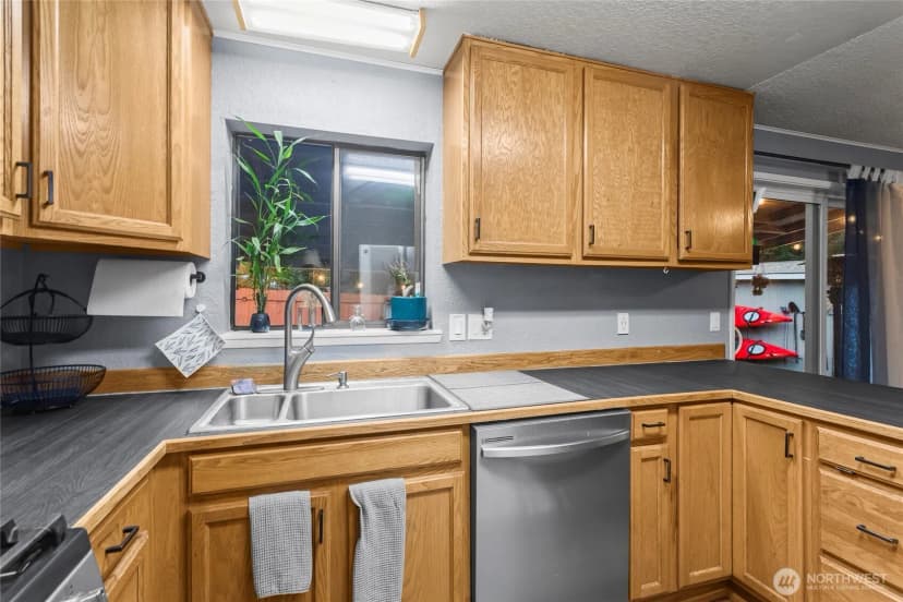 Property photo for 2403 Se Converse Place, Port Orchard photo 8