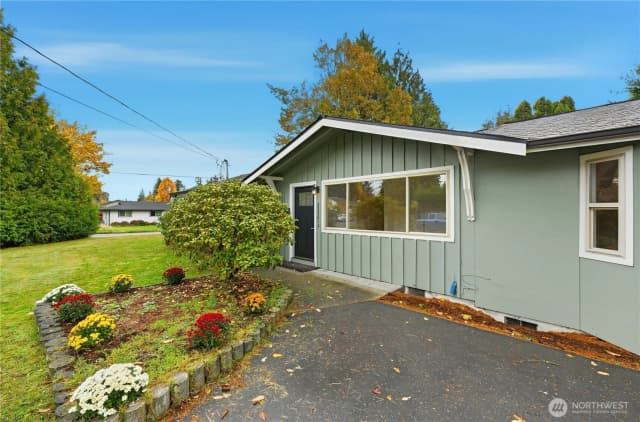 Property photo for 22301 42nd Place W, Mountlake Terrace photo 3