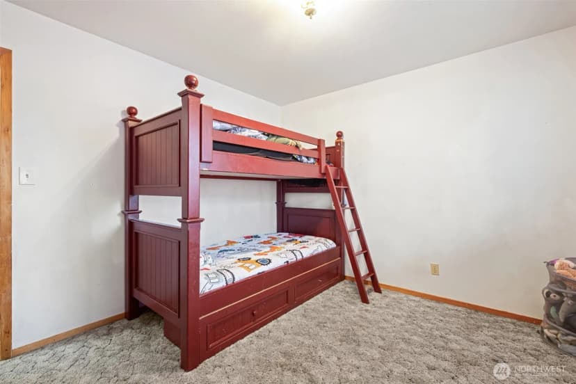 Property photo for 238 E Street Ne, Ephrata photo 16