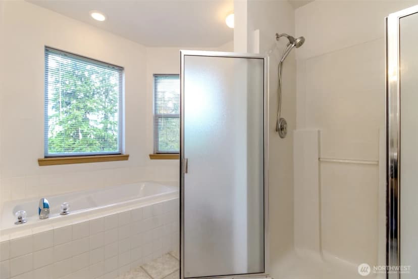 Property photo for 12101 30th St E, Edgewood photo 29