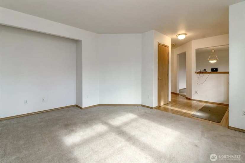 Property photo for 12101 30th St E, Edgewood photo 24