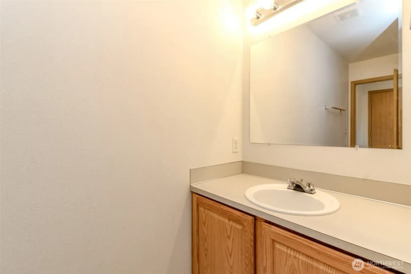 Property photo for 12101 30th St E, Edgewood photo 27