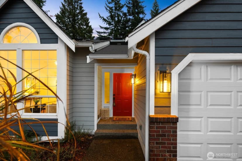 Property photo for 1947 Ne 23rd Street, Renton photo 8