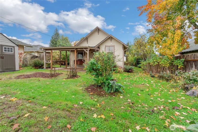 Property photo for 423 Jefferson Street, Centralia photo 22