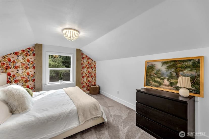 Property photo for 205 S Hillhurst Road, Ridgefield photo 32