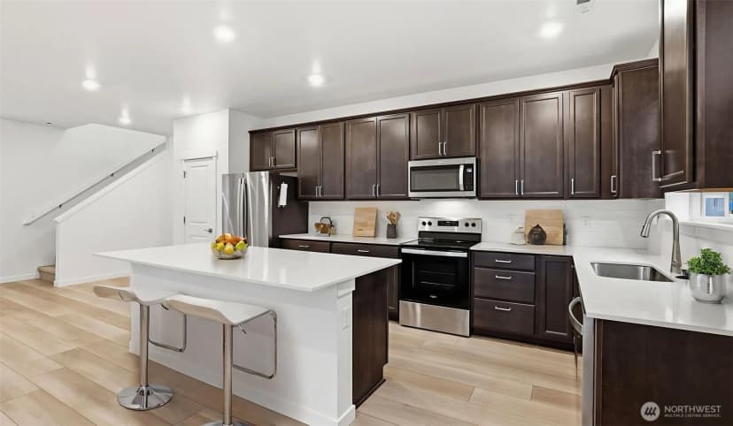 Property photo for 10717 Se 243rd Place, Kent photo 7