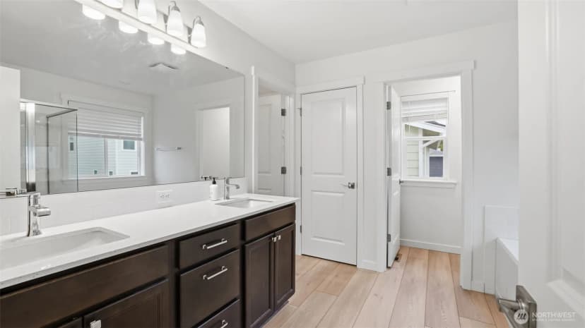 Property photo for 10717 Se 243rd Place, Kent photo 15