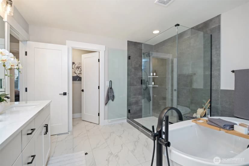 Property photo for 13041 75th Place S, Seattle photo 3