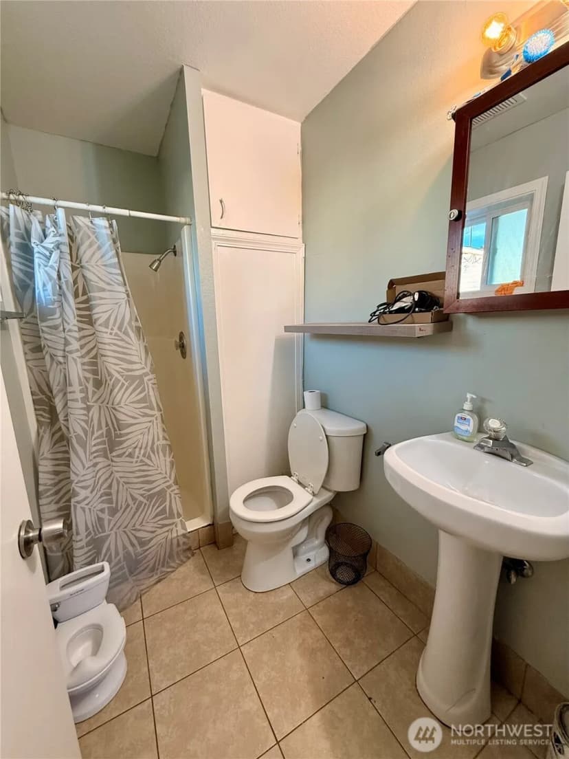 Property photo for 812 Ferry Street, Wenatchee photo 13