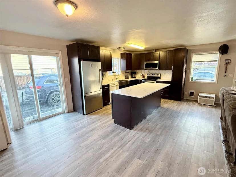 Property photo for 812 Ferry Street, Wenatchee photo 22