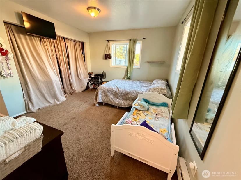Property photo for 812 Ferry Street, Wenatchee photo 14