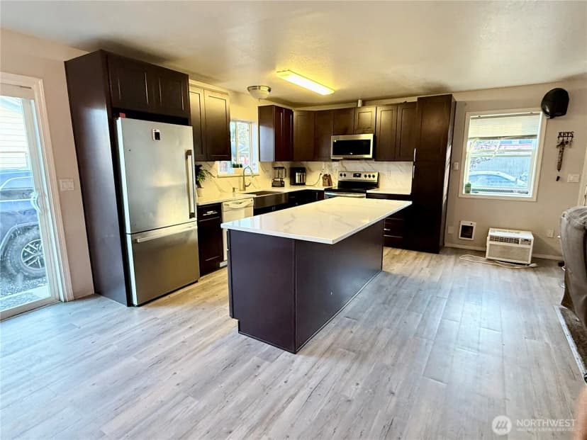 Property photo for 812 Ferry Street, Wenatchee photo 23