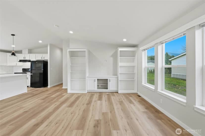 Property photo for 31285 W Main Street, Lyman photo 8