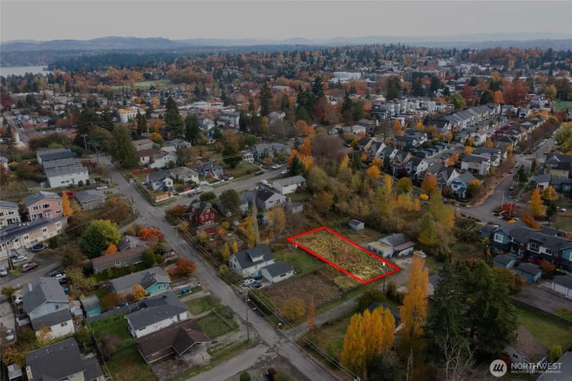 Property photo for 30 Xx S Dakota Street, Seattle photo 11