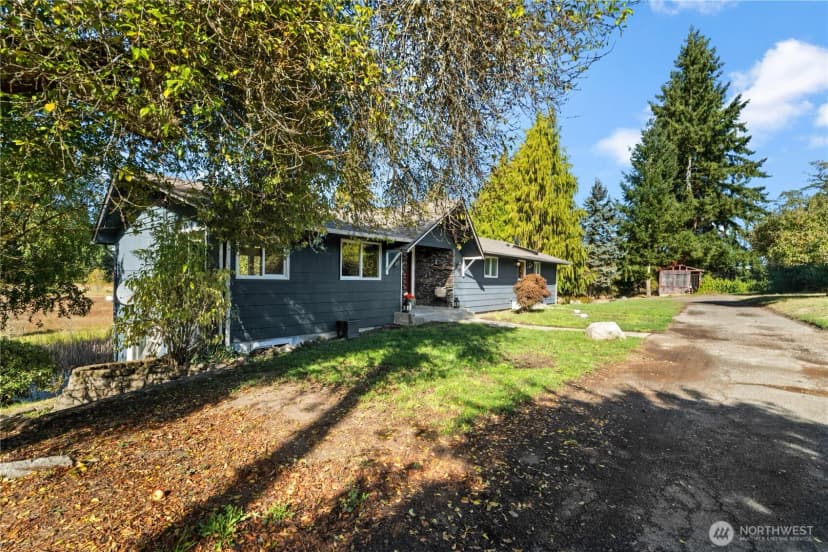 Property photo for 1305 336th Street S, Roy photo 33