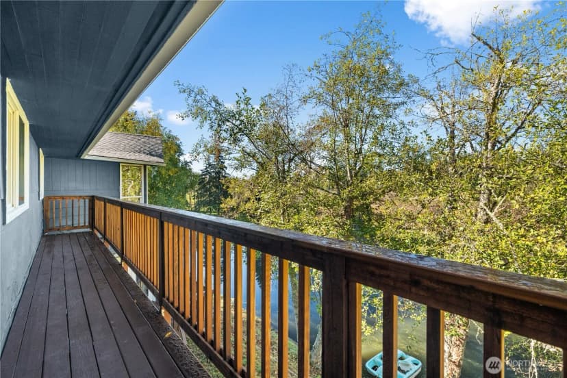 Property photo for 1305 336th Street S, Roy photo 12