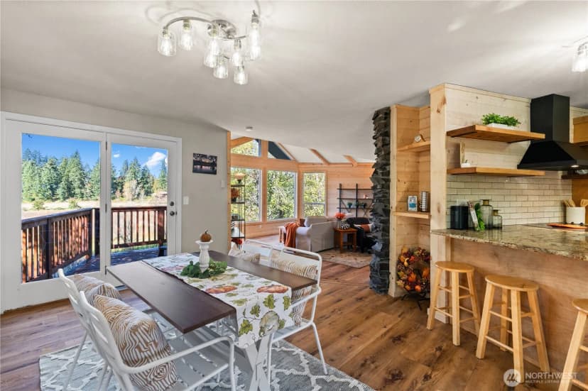 Property photo for 1305 336th Street S, Roy photo 6