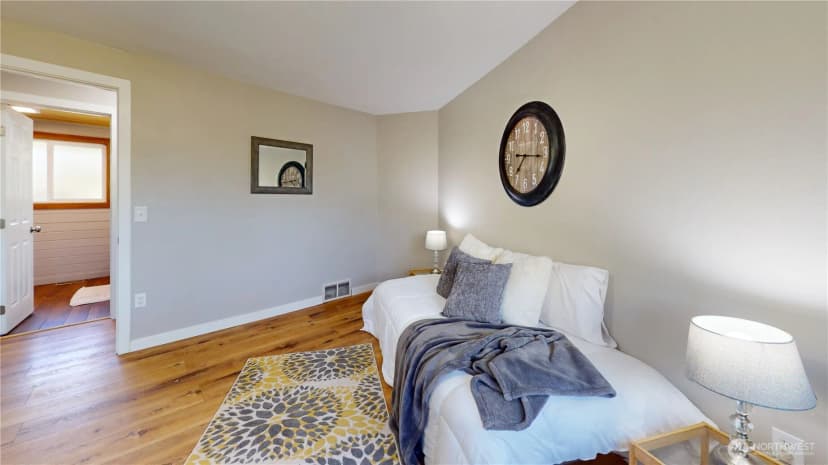 Property photo for 1305 336th Street S, Roy photo 18