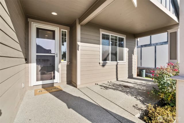 Property photo for 10924 Se 218th Place, Kent photo 3