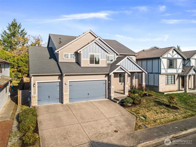 Property photo for 10924 Se 218th Place, Kent photo 2