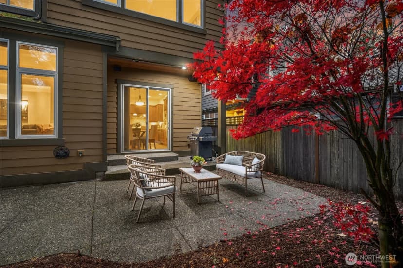 Property photo for 2884 258th Place Se, Sammamish photo 38