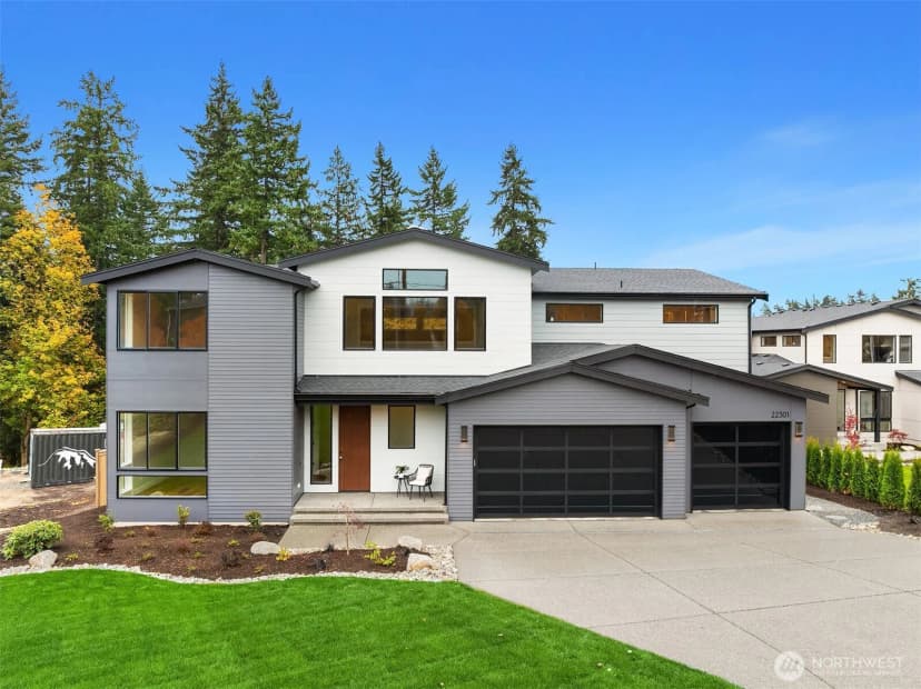 Property photo for 22301 Old Poplar Way, Brier