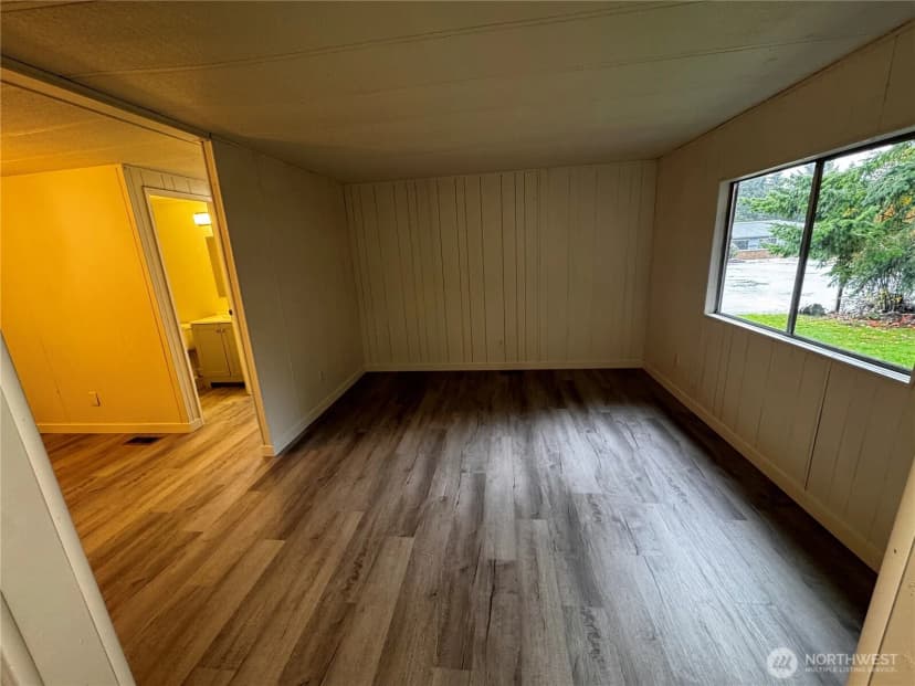 Property photo for 815 124th Street Sw #1, Everett photo 13