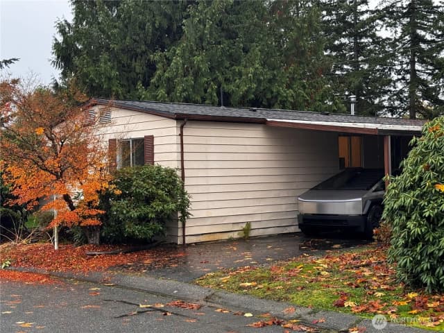 Property photo for 815 124th Street Sw #1, Everett photo 3