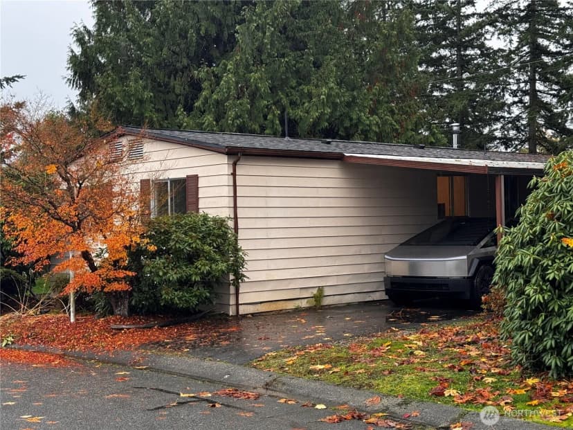 Property photo for 815 124th Street Sw #1, Everett photo 3