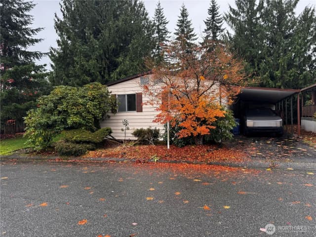 Property photo for 815 124th Street Sw #1, Everett photo 2