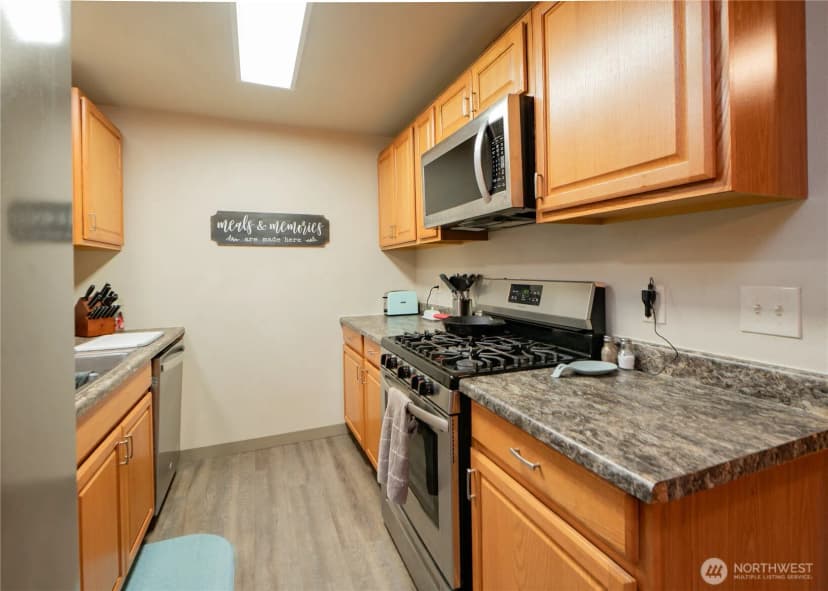Property photo for 2529 E Hemmi Road, Bellingham photo 8