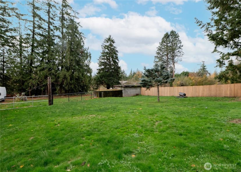 Property photo for 2529 E Hemmi Road, Bellingham photo 17