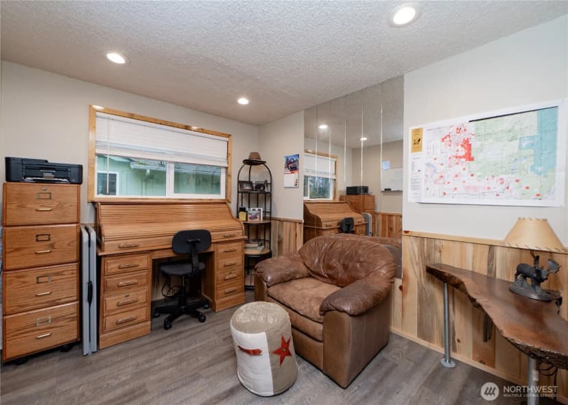 Property photo for 2529 E Hemmi Road, Bellingham photo 10