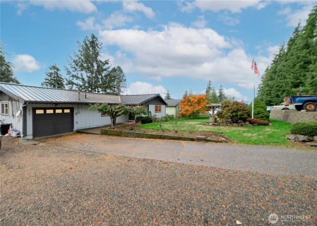 Property photo for 2529 E Hemmi Road, Bellingham photo 2