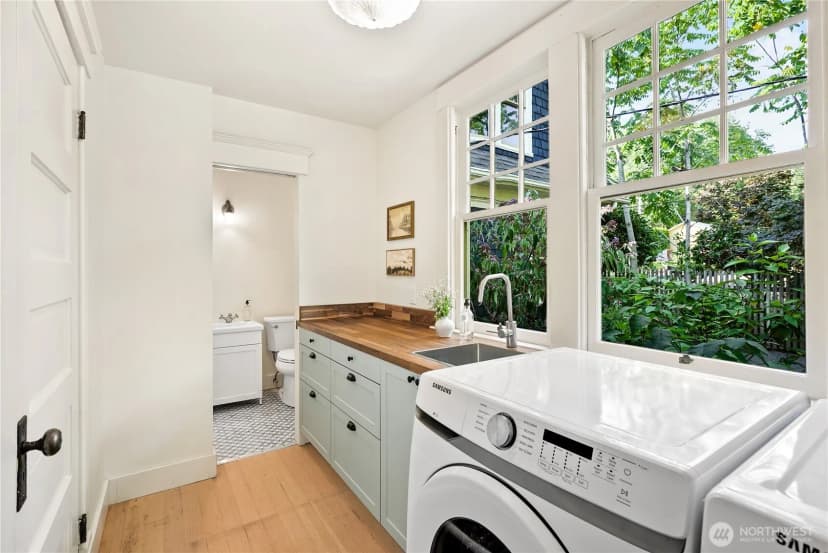 Property photo for 322 Avenue D, Snohomish photo 18