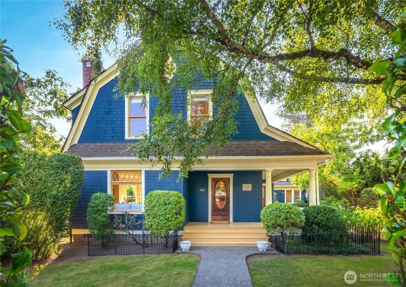 Property photo for 322 Avenue D, Snohomish