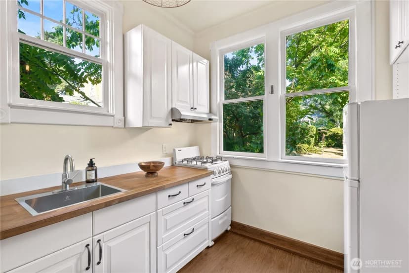 Property photo for 322 Avenue D, Snohomish photo 22