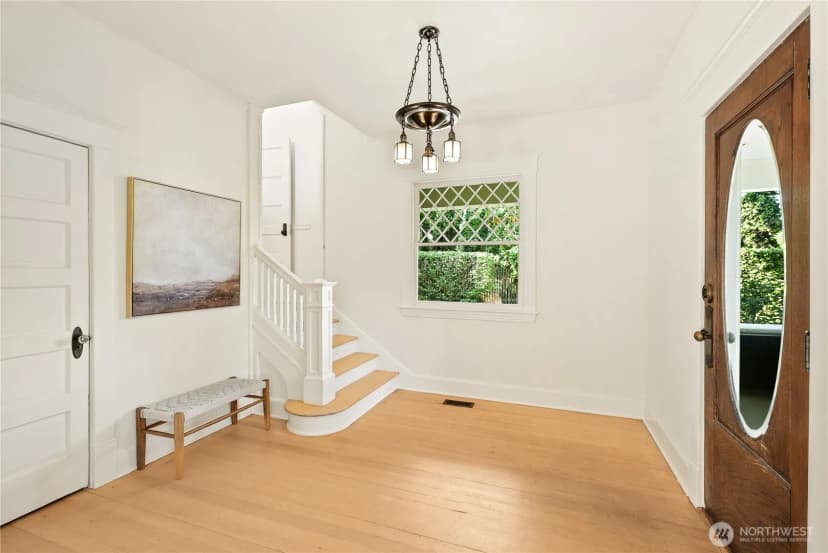 Property photo for 322 Avenue D, Snohomish photo 4
