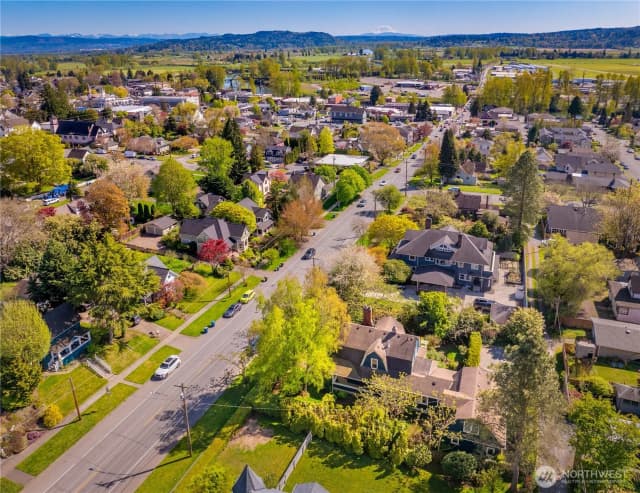 Property photo for 322 Avenue D, Snohomish photo 3