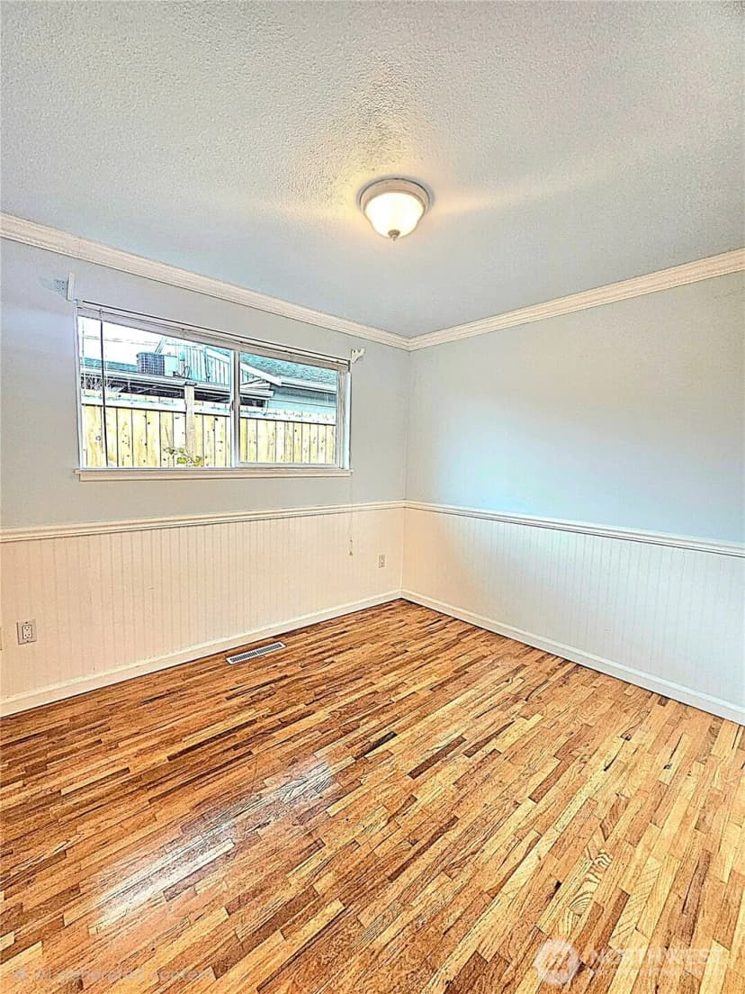 Property photo for 4635 N Defiance Street, Tacoma photo 15
