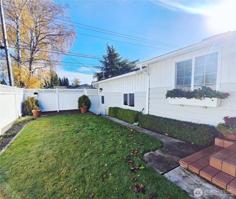 Property photo for 4635 N Defiance Street, Tacoma photo 20