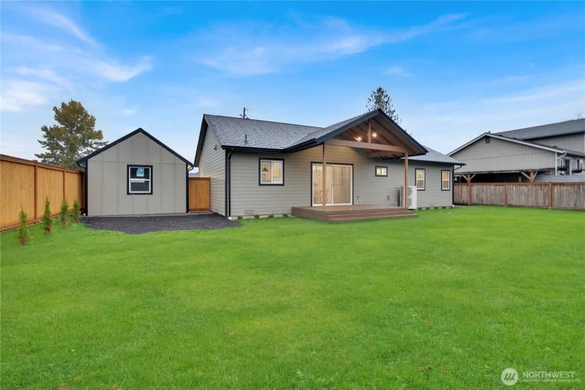 Property photo for 120 5th Avenue N, Algona photo 26