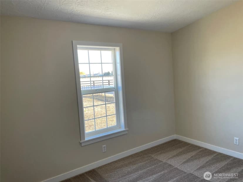 Property photo for 971 No. 81 Road, Ellensburg photo 11