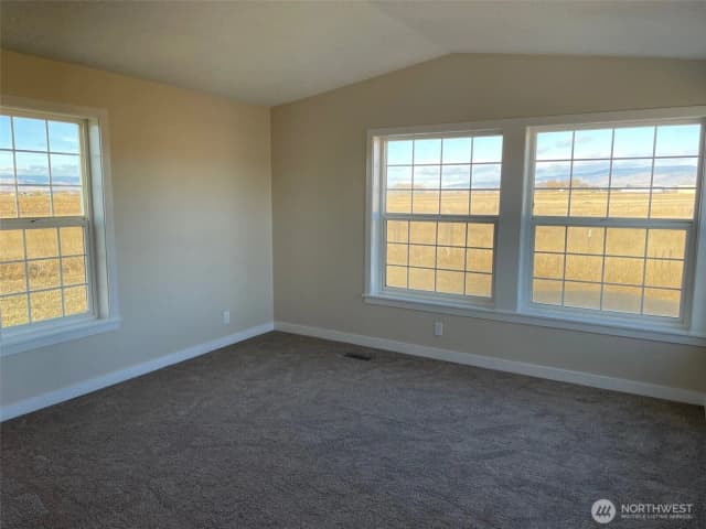 Property photo for 971 No. 81 Road, Ellensburg photo 5