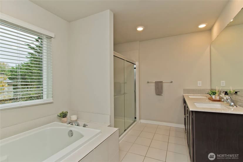 Property photo for 28252 33rd Place S, Auburn photo 21