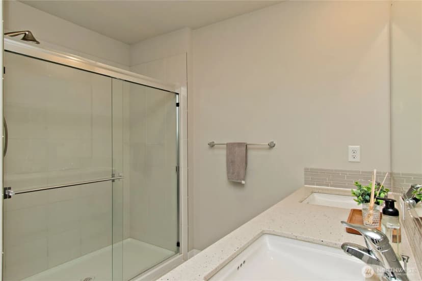 Property photo for 28252 33rd Place S, Auburn photo 22