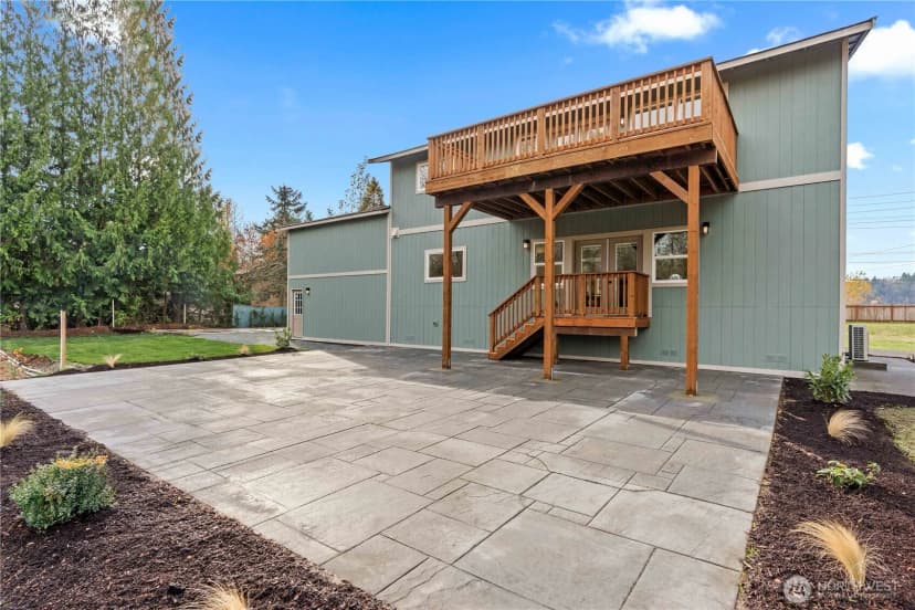 Property photo for 907 Orting Kapowsin Highway E, Orting photo 32